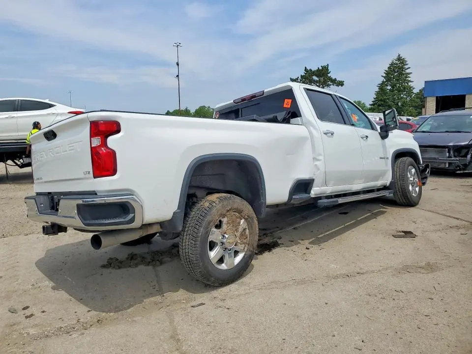 2021 CHEVROLET SILVERADO K3500 LTZ  