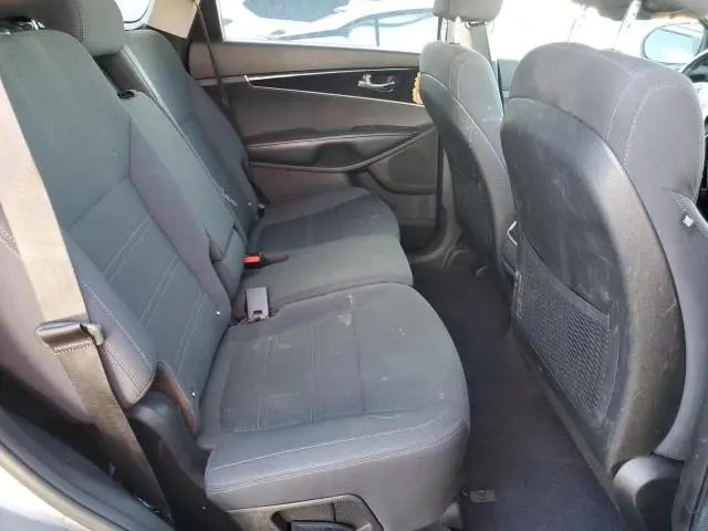 2018 KIA SORENTO LX  