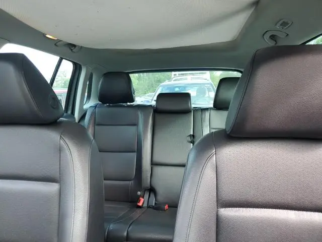 2012 VOLKSWAGEN TIGUAN S  