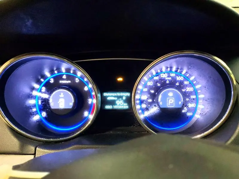 2011 HYUNDAI SONATA GLS  