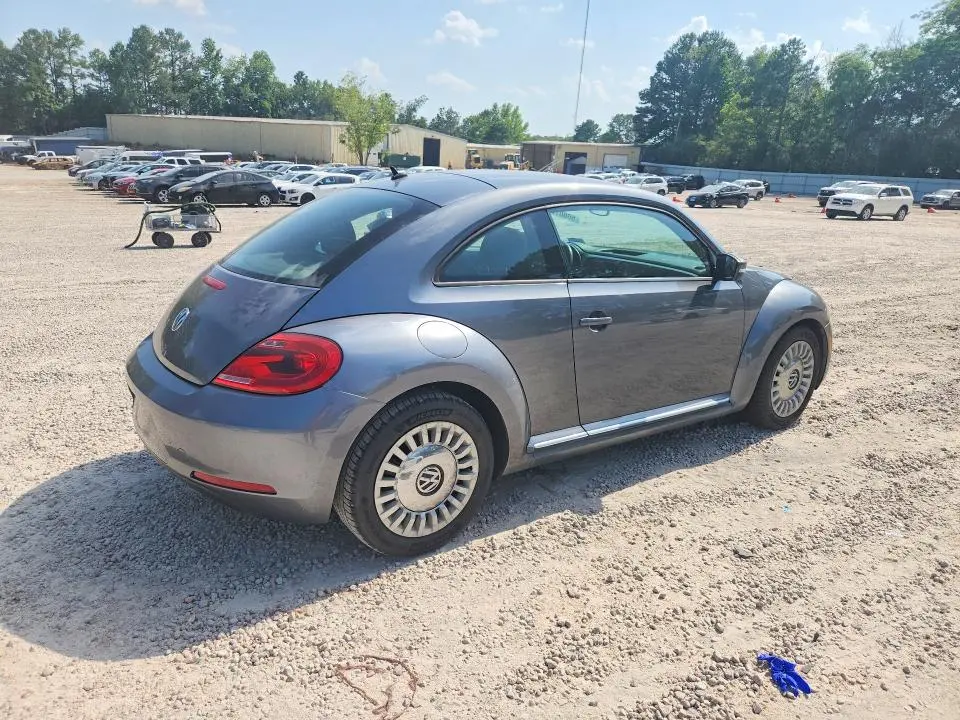 2013 VOLKSWAGEN BEETLE   