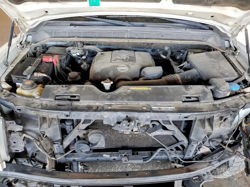 2014 NISSAN TITAN S  