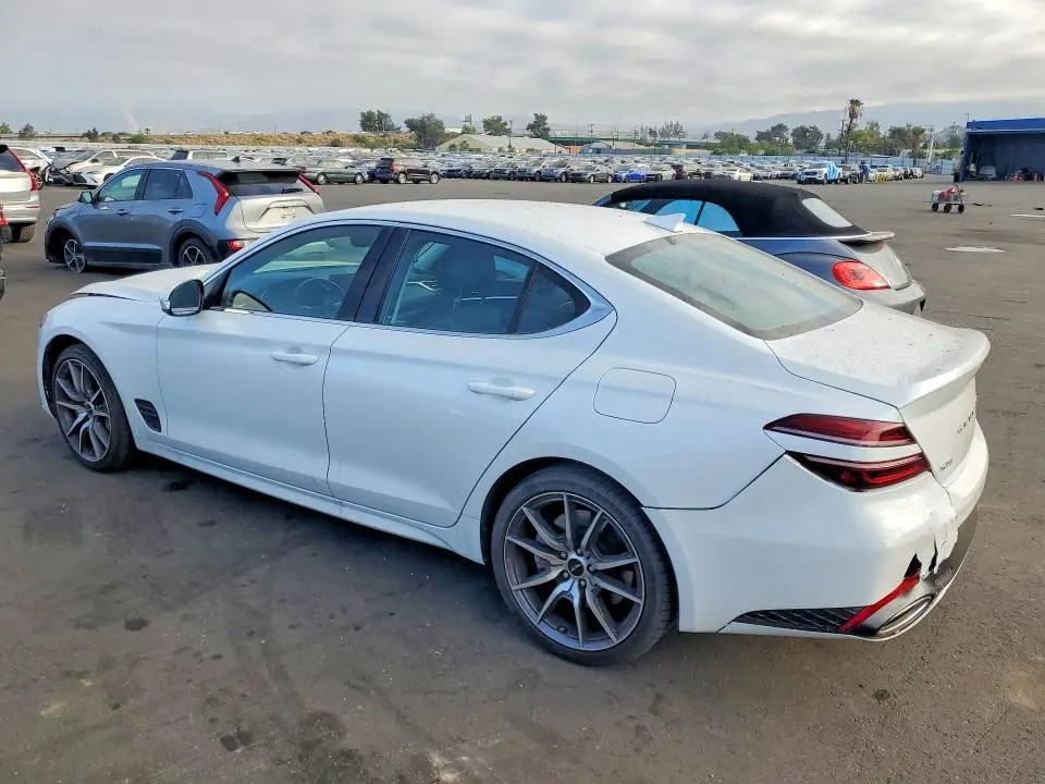 2026 GENESIS G70 2.5T STANDARD  