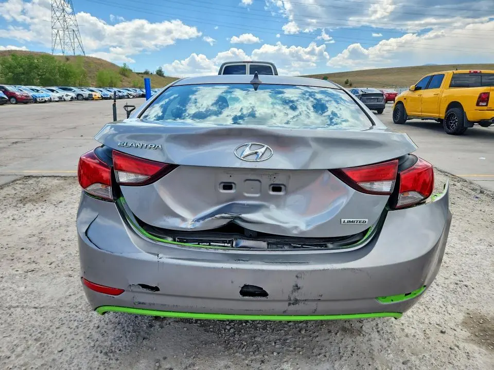 2014 HYUNDAI ELANTRA SE  