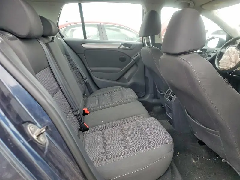 2012 VOLKSWAGEN GOLF   