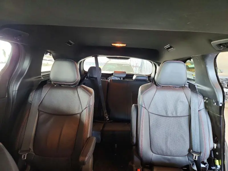 2025 TOYOTA SIENNA XSE 7-PASSENGER  