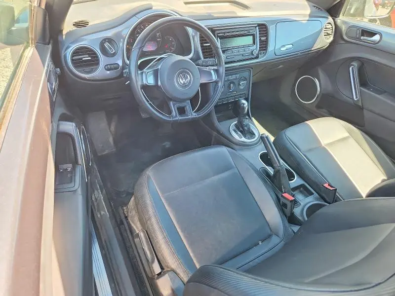 2012 VOLKSWAGEN BEETLE   