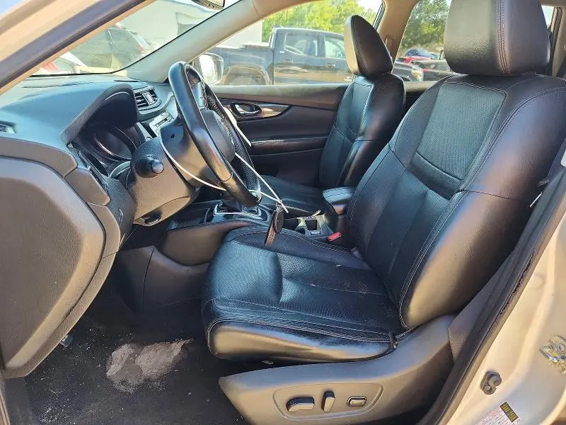 2017 NISSAN ROGUE SL  