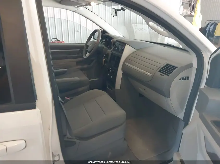 2010 DODGE GRAND CARAVAN SE