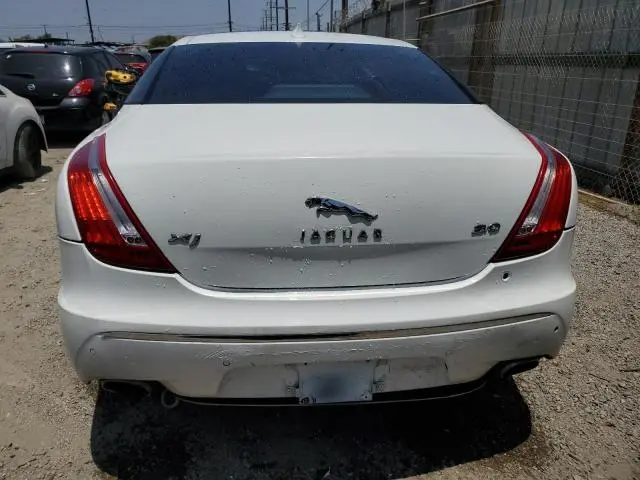 2013 JAGUAR XJ   