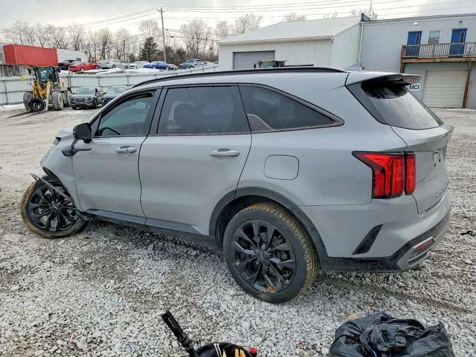 2022 KIA SORENTO SX  