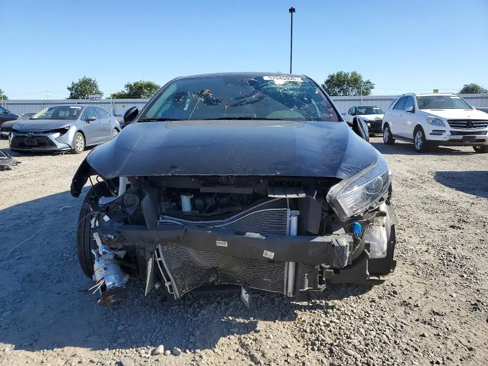 2024 KIA FORTE GT LINE  