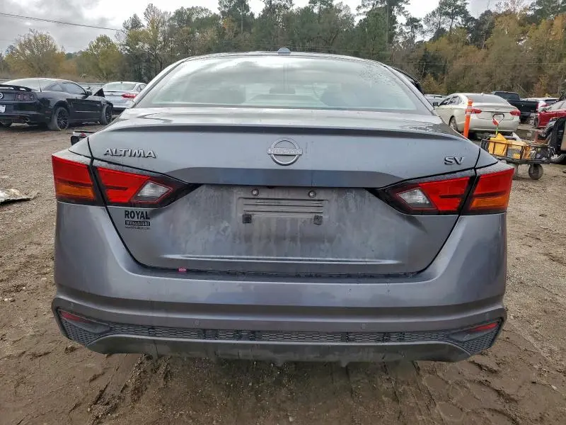 2023 NISSAN ALTIMA SV  