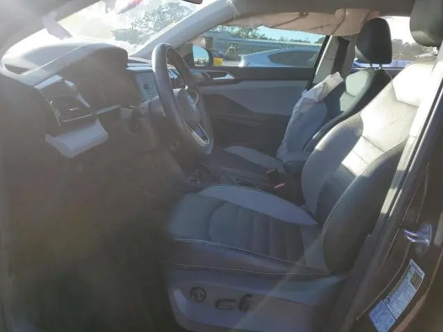 2022 VOLKSWAGEN TAOS SEL  