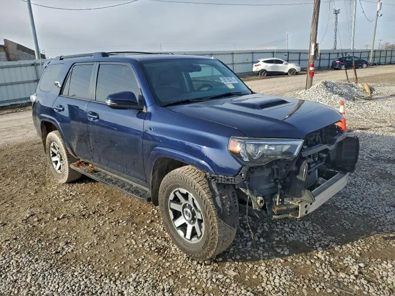 2019 TOYOTA 4RUNNER SR5/SR5 PREMIUM  