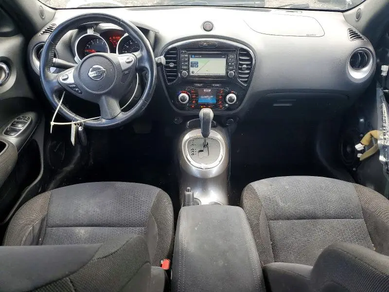 2015 NISSAN JUKE SV  