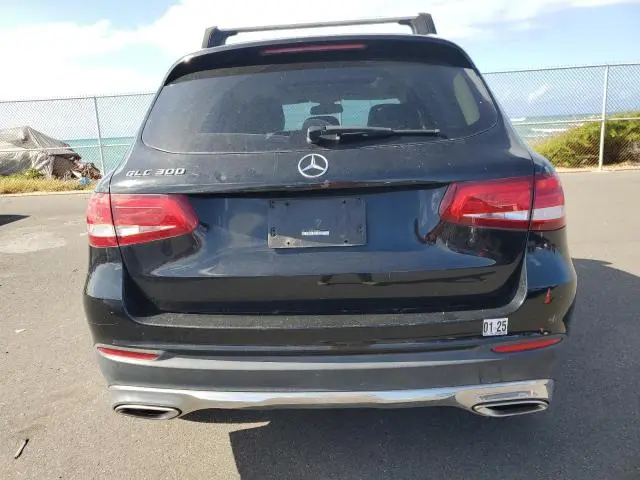 2017 MERCEDES-BENZ GLC 300  