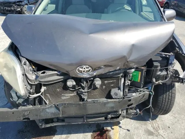 2012 TOYOTA SIENNA LE  