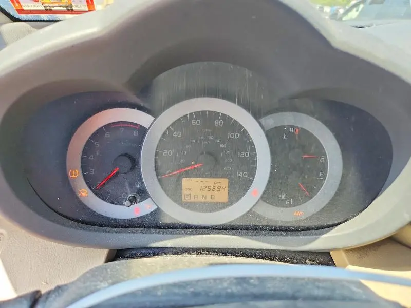 2011 TOYOTA RAV4 BASE  