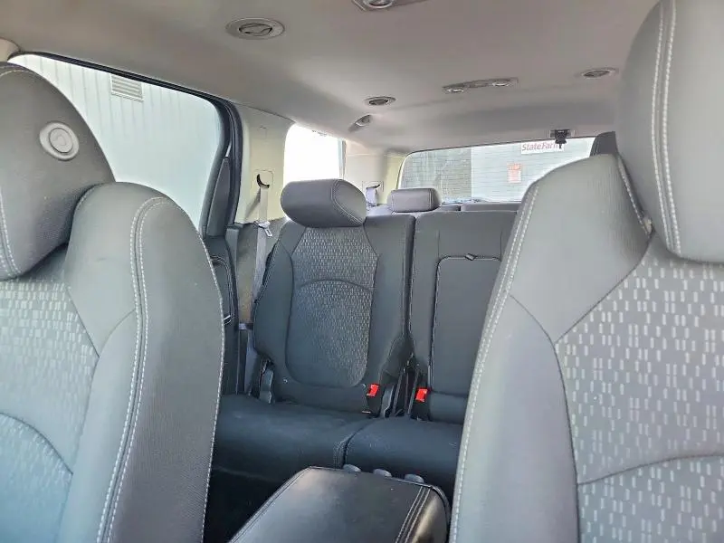 2014 GMC ACADIA SLE  