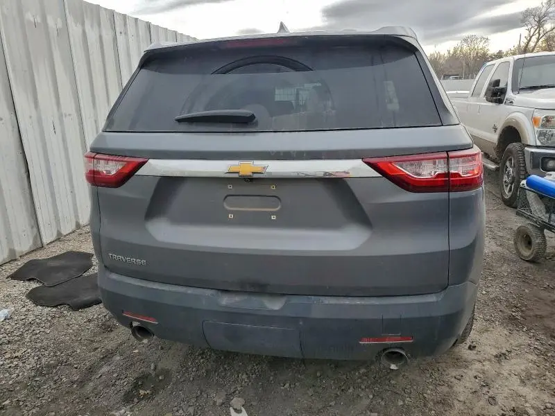 2021 CHEVROLET TRAVERSE LS  