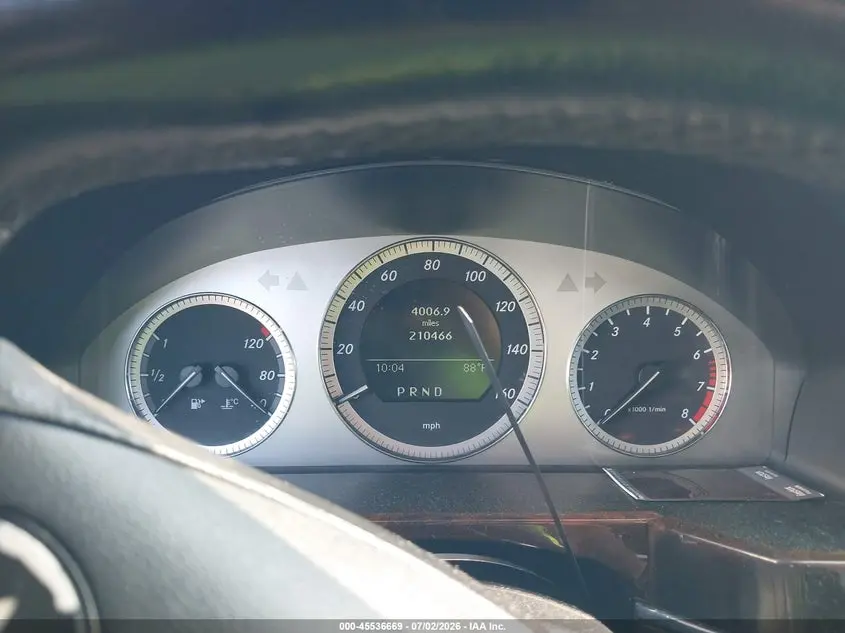 2010 MERCEDES-BENZ GLK 350  