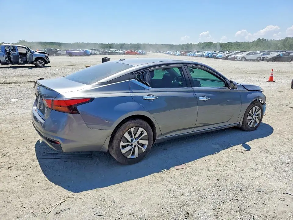 2020 NISSAN ALTIMA S  