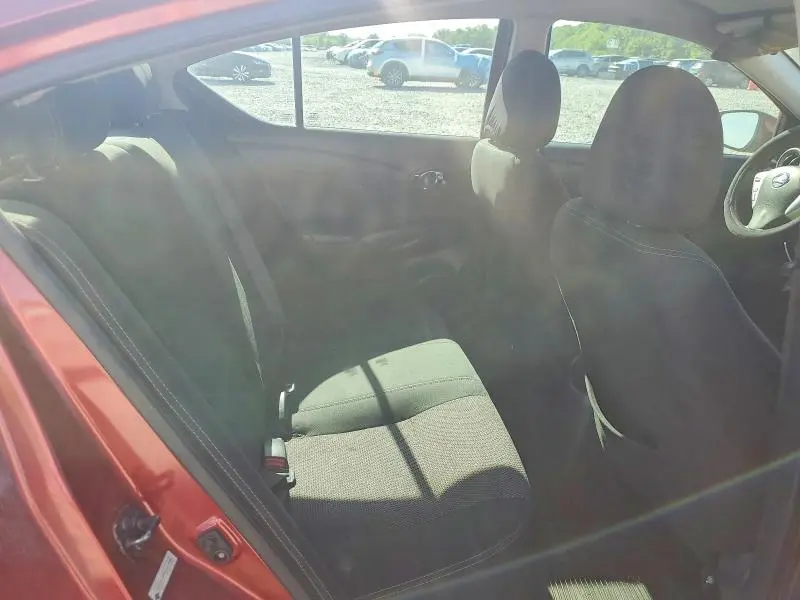 2019 NISSAN VERSA SV  