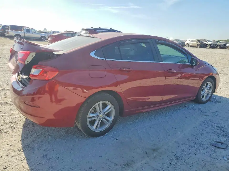 2017 CHEVROLET CRUZE LT  