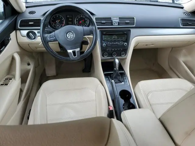 2015 VOLKSWAGEN PASSAT S  