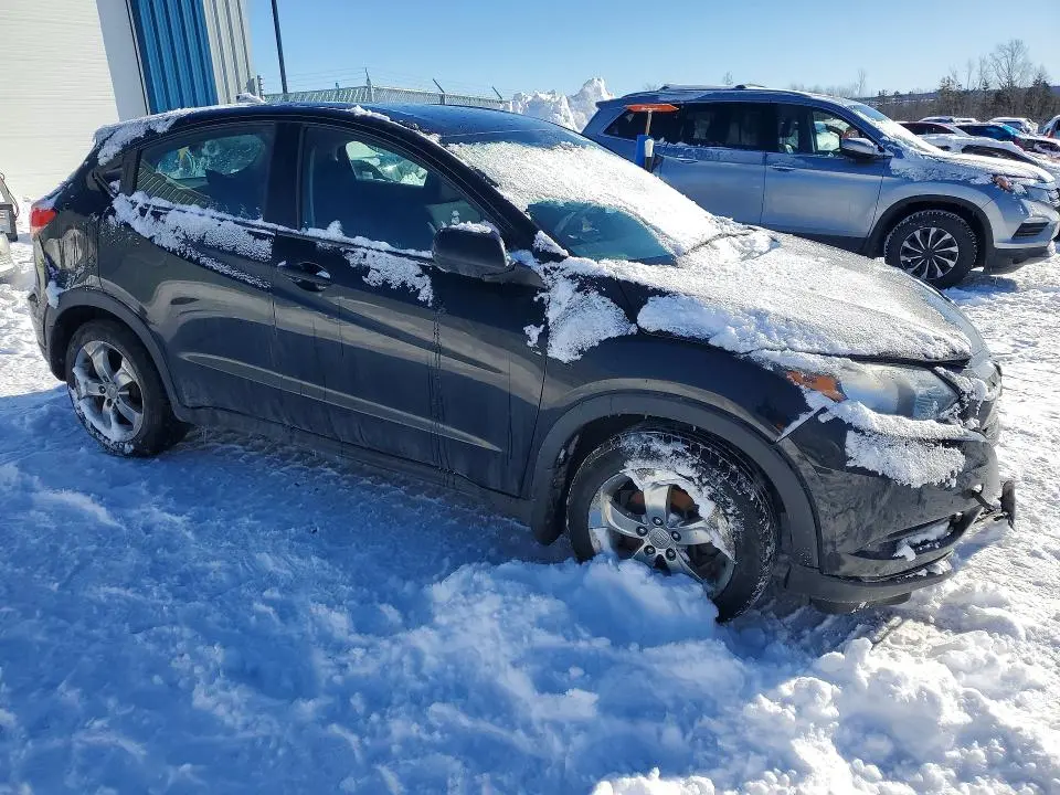 2017 HONDA HR-V LX  