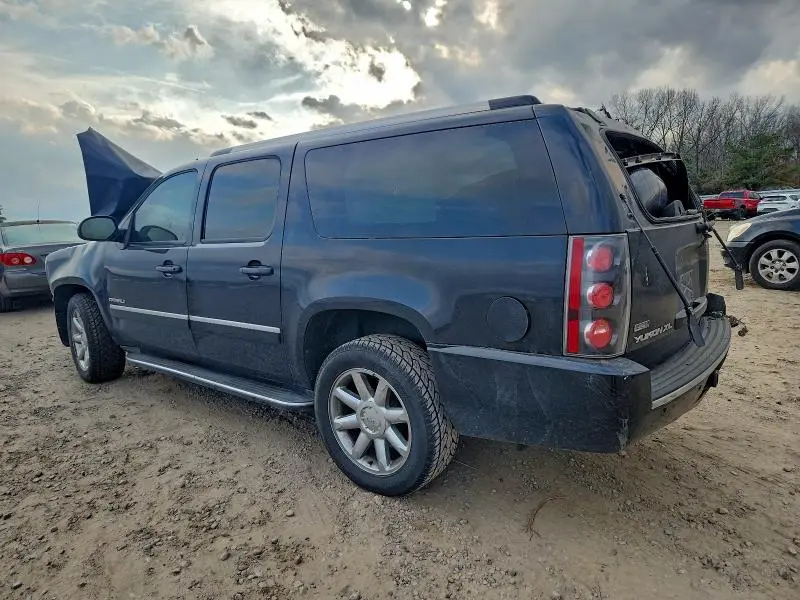 2010 GMC YUKON XL DENALI  