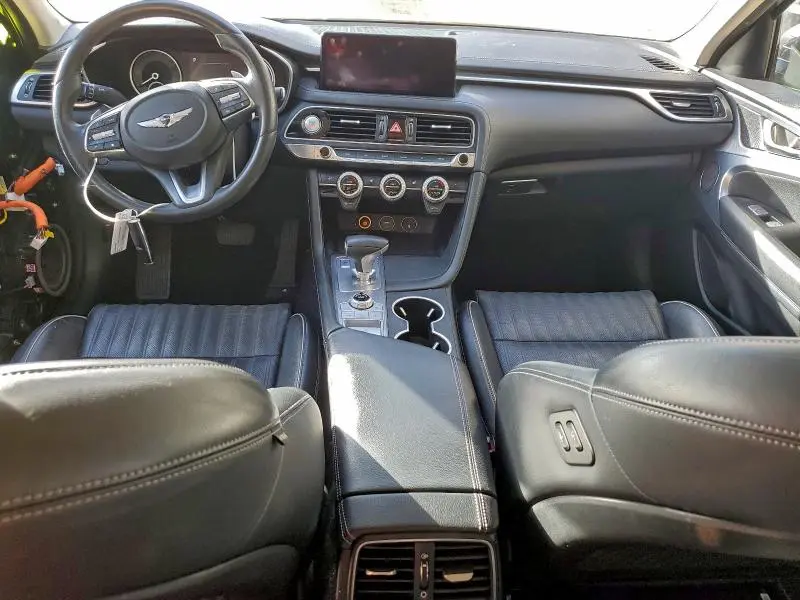 2022 GENESIS G70 BASE  