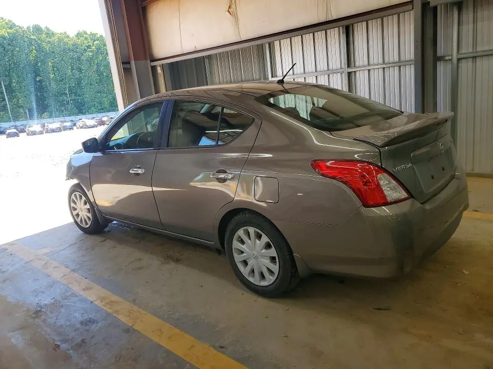 2015 NISSAN VERSA 1.6 SV  