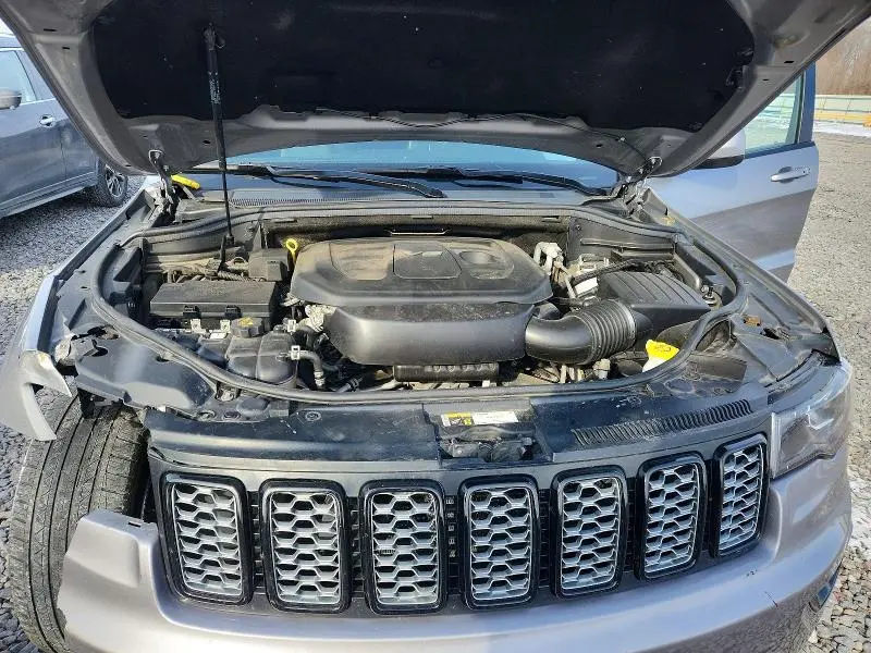 2017 JEEP GRAND CHEROKEE LAREDO  