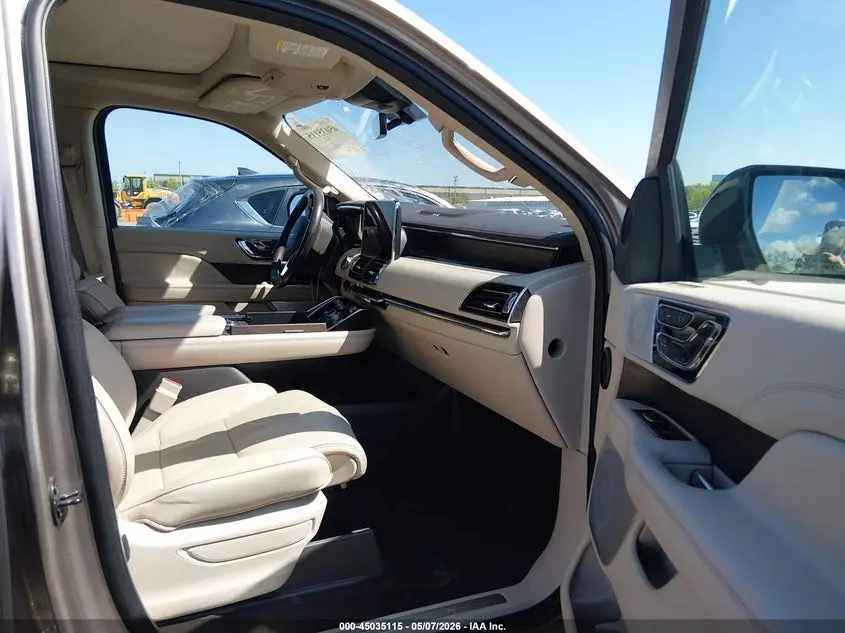 2019 LINCOLN NAVIGATOR L RESERVE