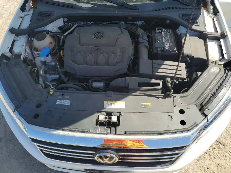 2021 VOLKSWAGEN PASSAT SE  