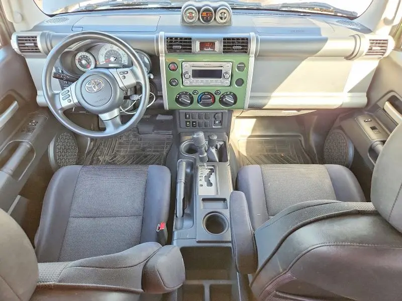 2014 TOYOTA FJ CRUISER BASE  