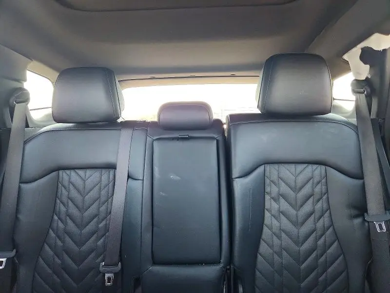 2023 KIA SPORTAGE X LINE  
