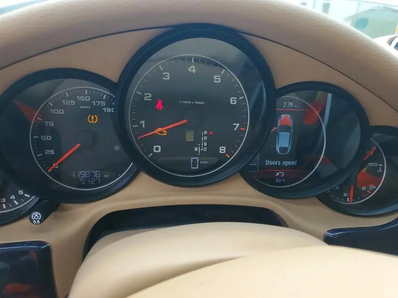 2014 PORSCHE PANAMERA 2  