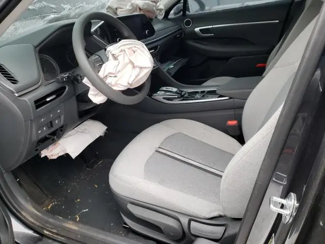 2022 HYUNDAI SONATA SE  