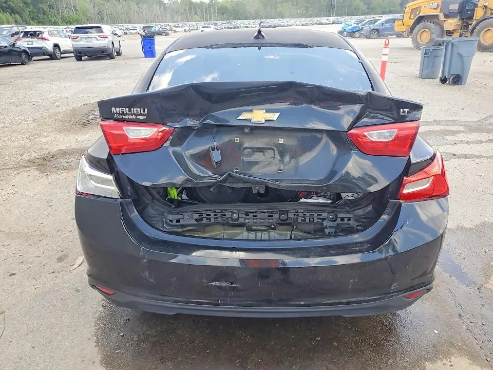 2017 CHEVROLET MALIBU LT  