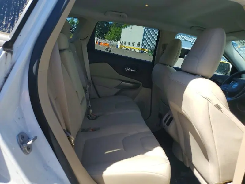 2021 JEEP CHEROKEE LATITUDE  