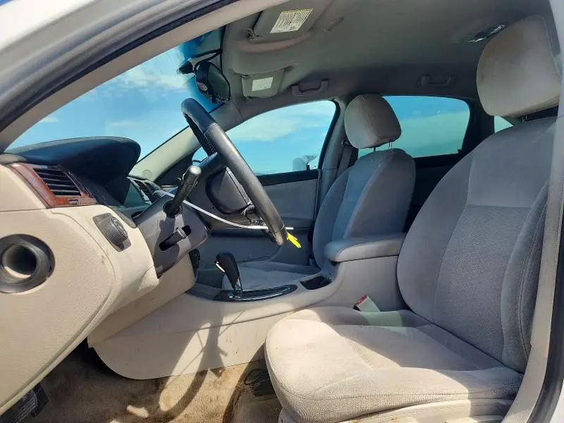 2011 CHEVROLET IMPALA LT  
