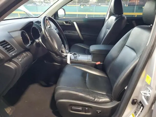 2011 TOYOTA HIGHLANDER BASE  