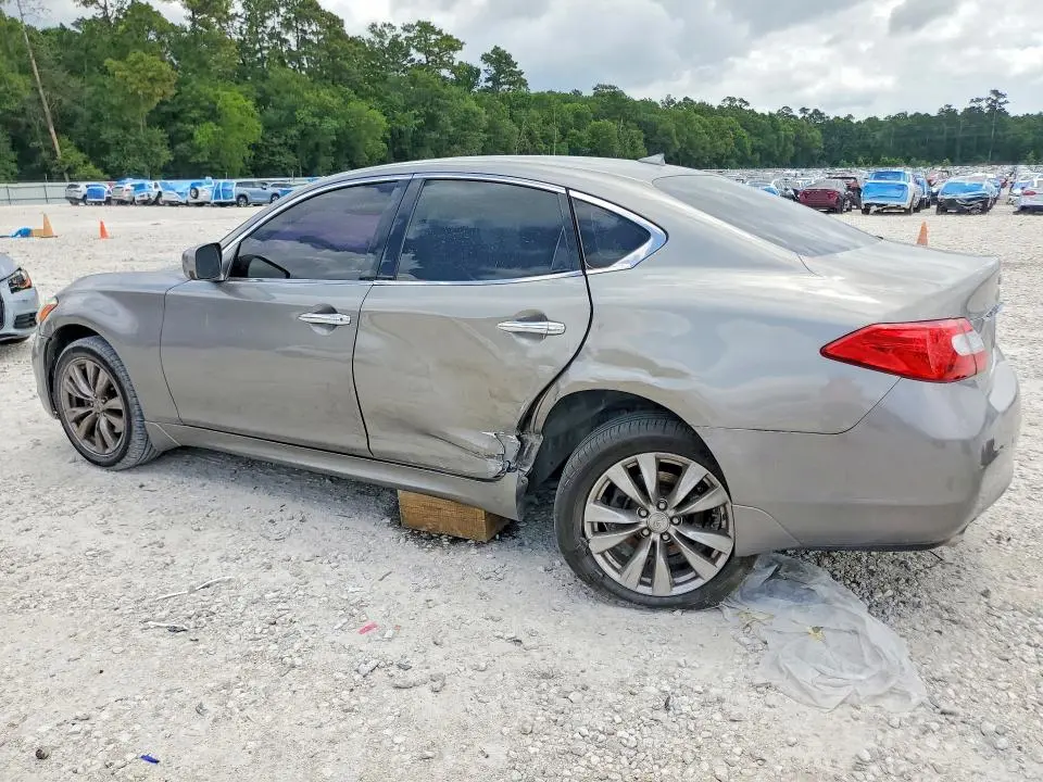 2014 INFINITI Q70 3.7  