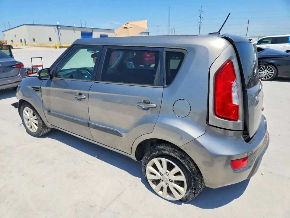 2012 KIA SOUL +  