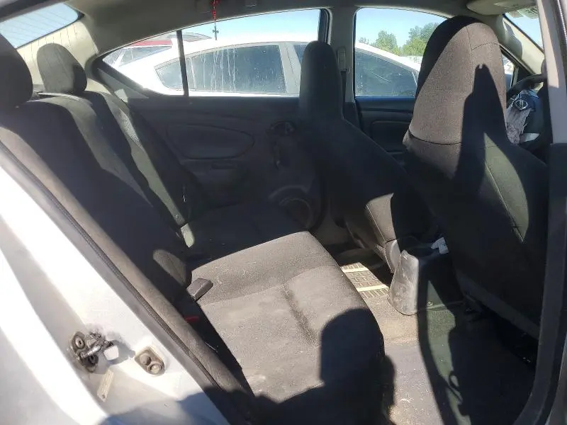 2016 NISSAN VERSA   