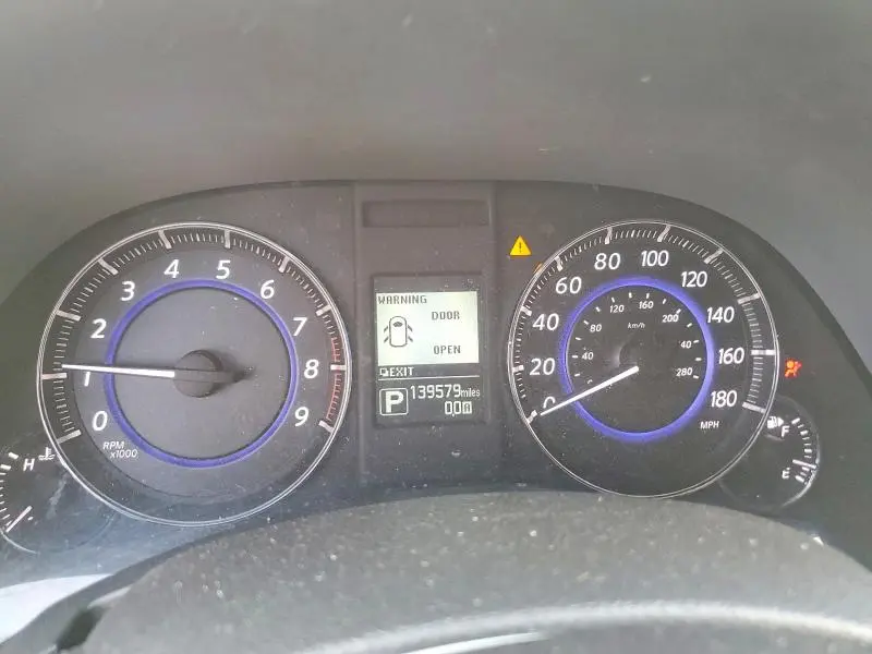 2017 INFINITI QX70 BASE  