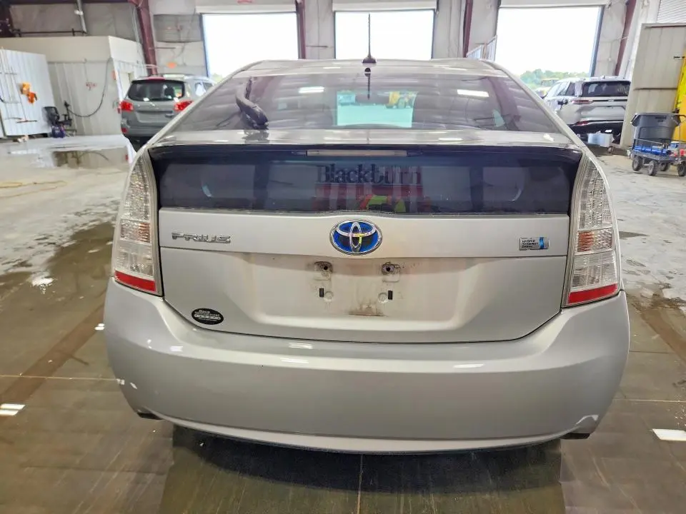 2010 TOYOTA PRIUS II  